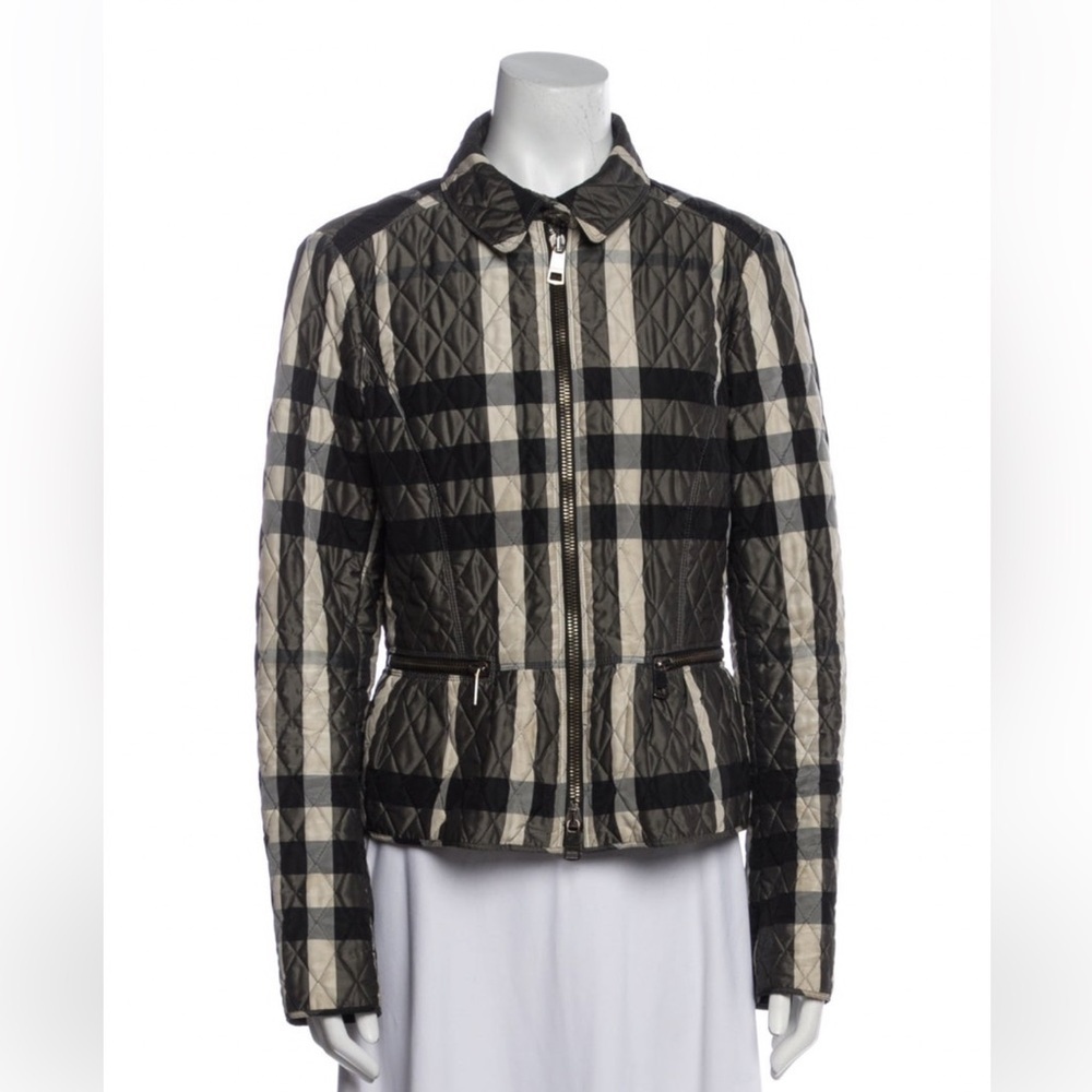 ❤️Burberry Quilted Jacket - XL fits like Medium